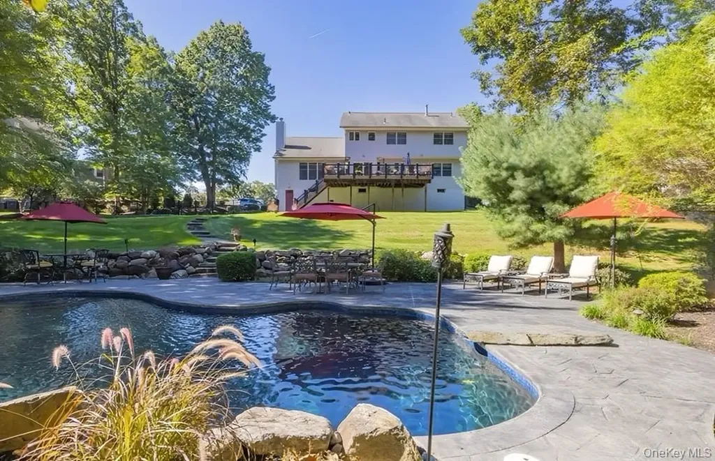 7 Gooler Court Stony Point NY 10980