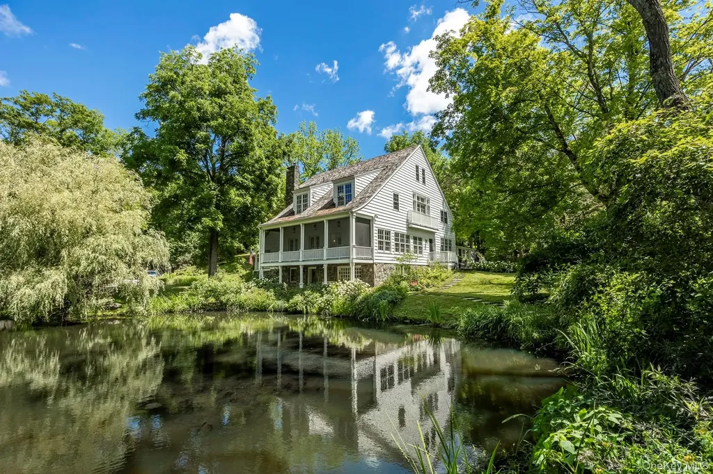 176 Schoolhouse Road Staatsburg NY 12580