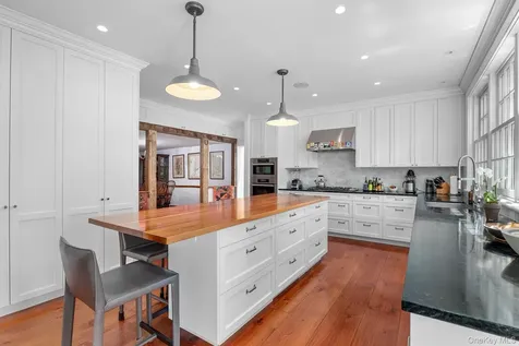 176 Schoolhouse Road Staatsburg NY 12580