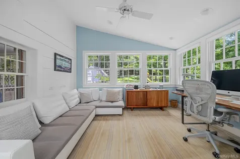 176 Schoolhouse Road Staatsburg NY 12580