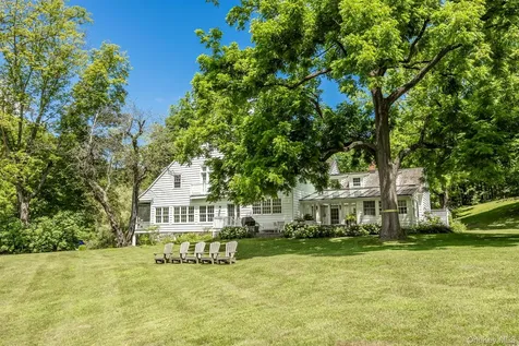 176 Schoolhouse Road Staatsburg NY 12580