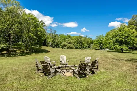 176 Schoolhouse Road Staatsburg NY 12580