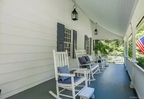 176 Schoolhouse Road Staatsburg NY 12580
