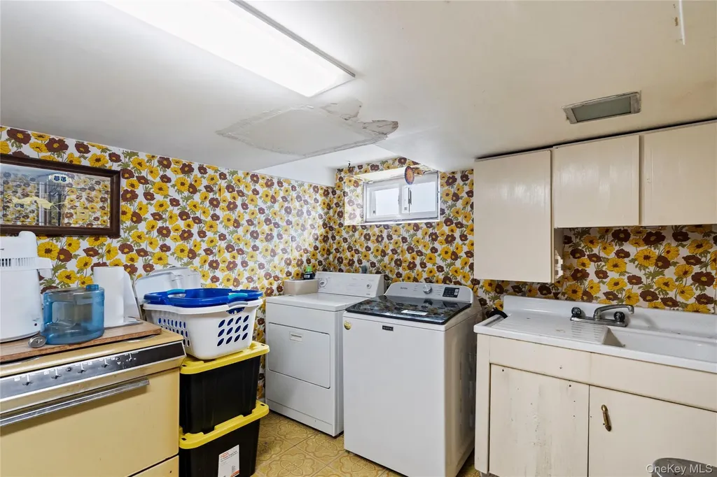 40 Belmont Boulevard Elmont NY 11003