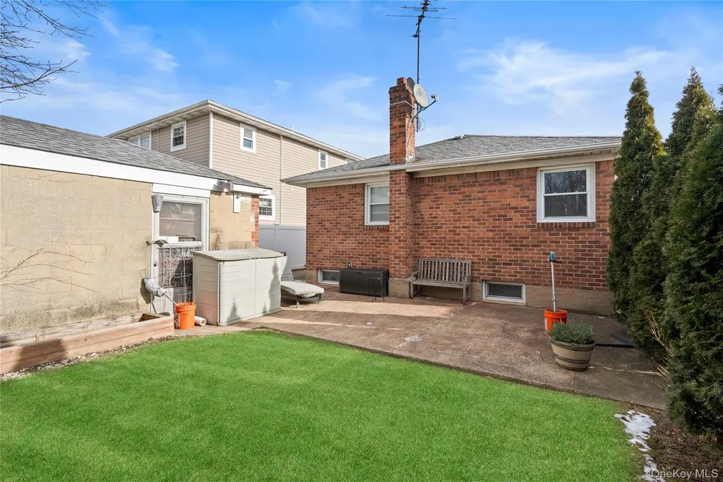 40 Belmont Boulevard Elmont NY 11003