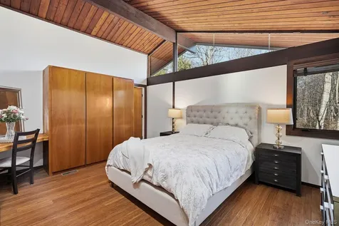 16 Park Hill Terrace Dobbs Ferry NY 10522