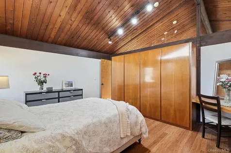 16 Park Hill Terrace Dobbs Ferry NY 10522
