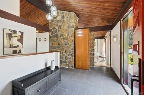 16 Park Hill Terrace Dobbs Ferry NY 10522