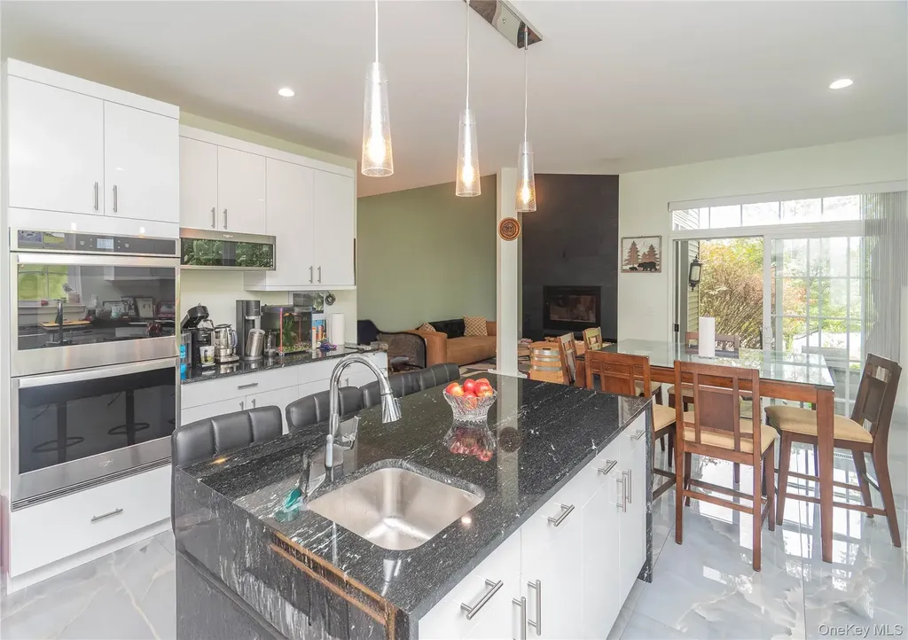 21 Castleton Drive Highland Mills NY 10930