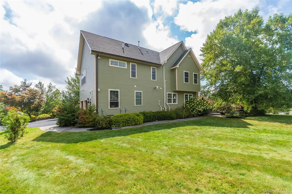21 Castleton Drive Highland Mills NY 10930