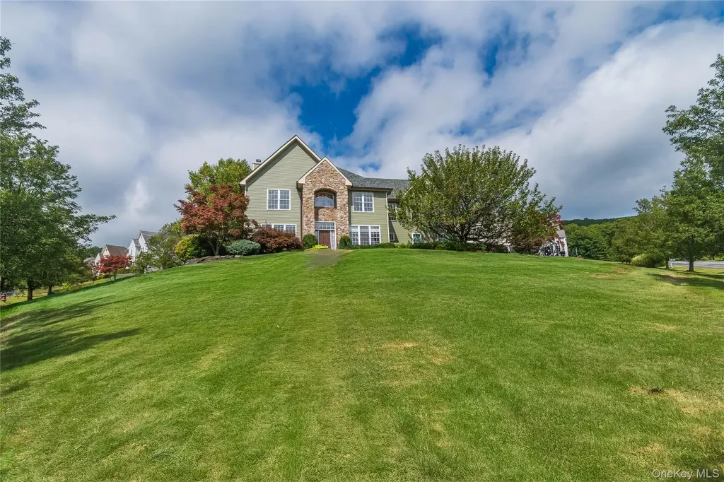 21 Castleton Drive Highland Mills NY 10930
