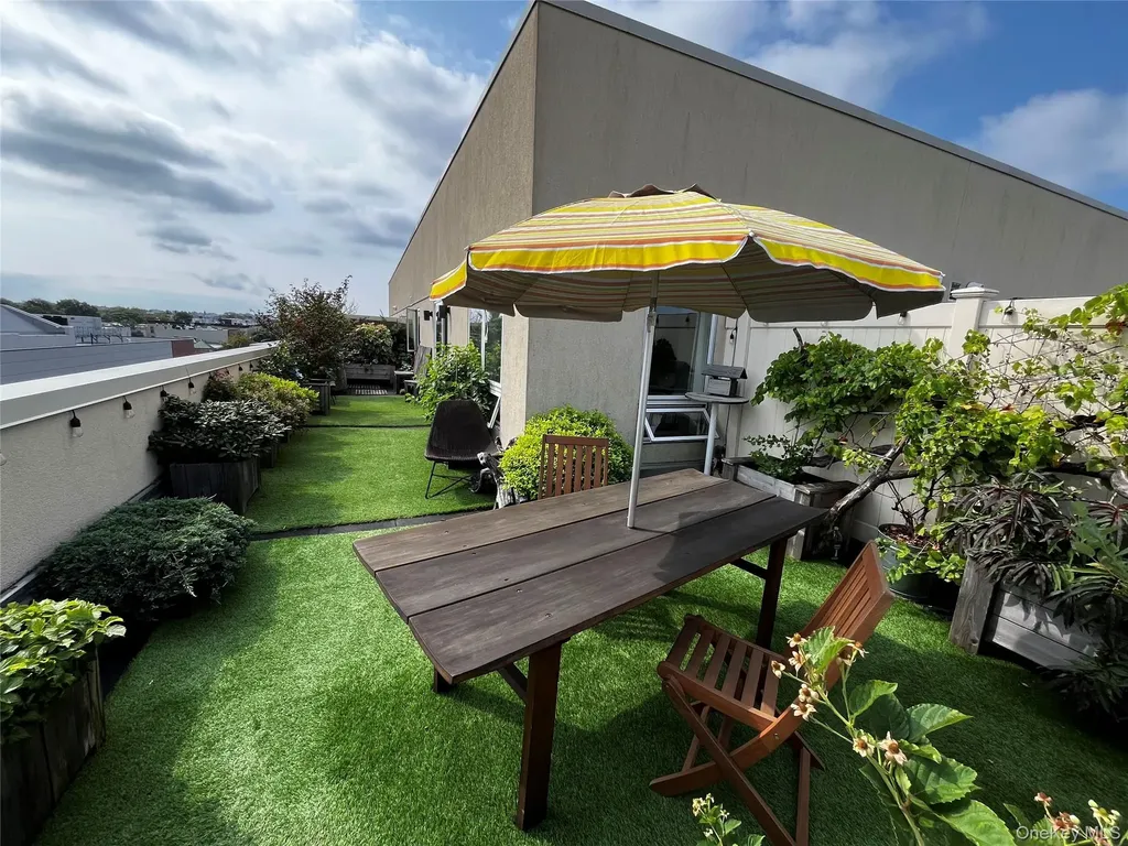 6334 Fresh Pond Road Ridgewood NY 11385