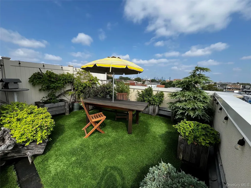 6334 Fresh Pond Road Ridgewood NY 11385