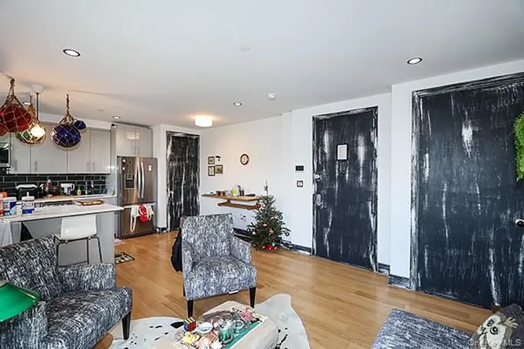 6334 Fresh Pond Road Ridgewood NY 11385
