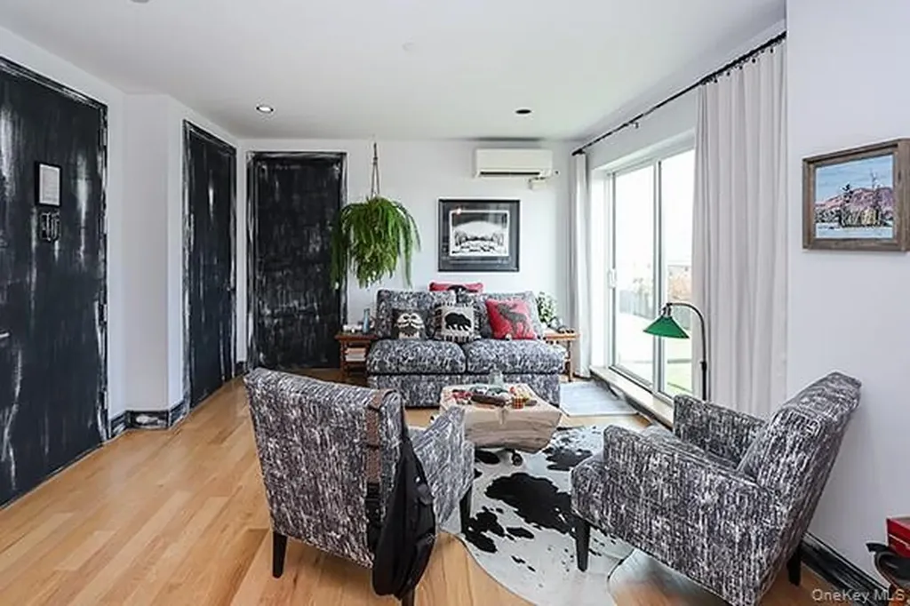 6334 Fresh Pond Road Ridgewood NY 11385