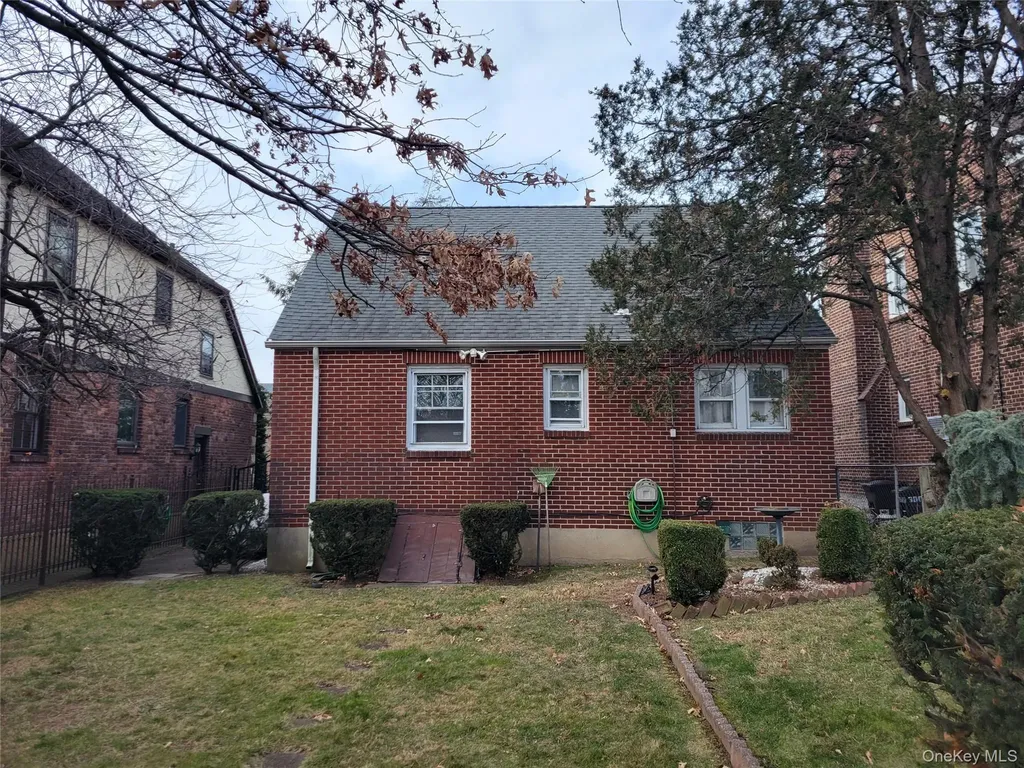 30-11 149th Street Flushing NY 11354