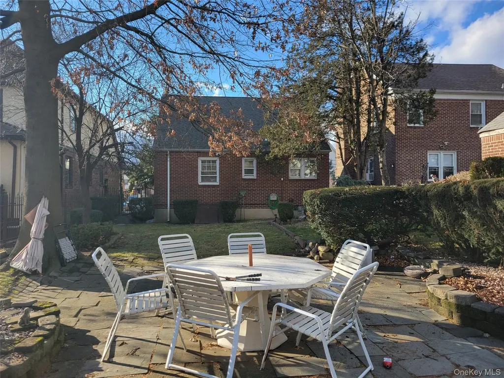 30-11 149th Street Flushing NY 11354