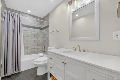 9 Millholland Drive Fishkill NY 12524