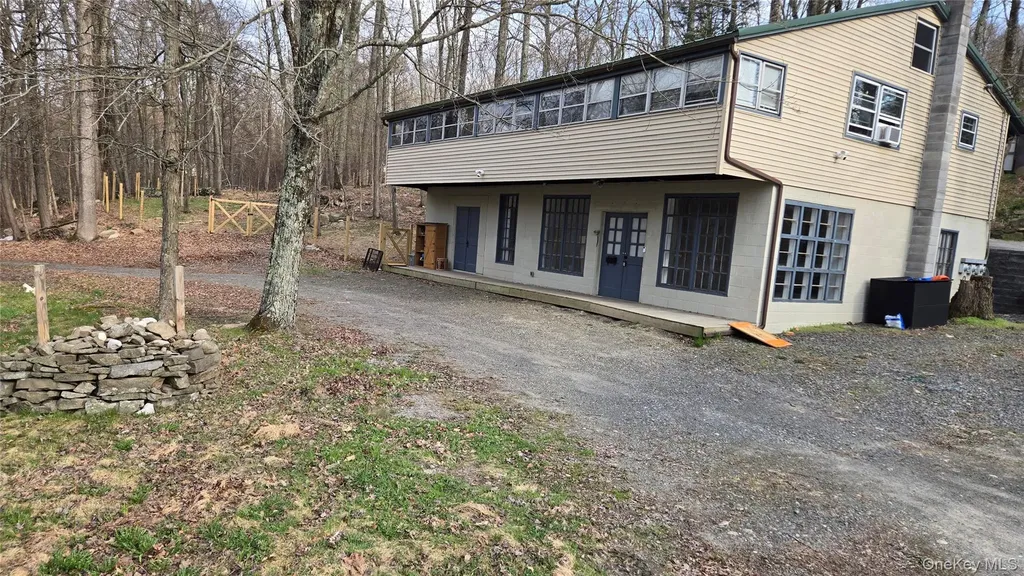 1 Union School Road Montgomery NY 12549