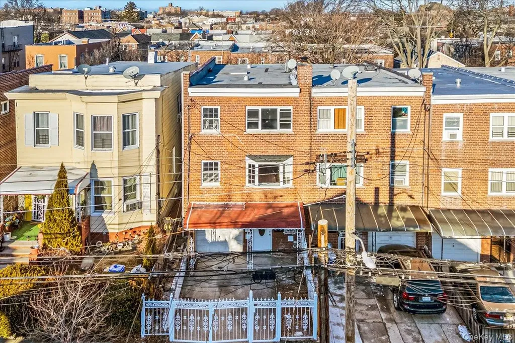 953 E 217th Street Bronx NY 10469