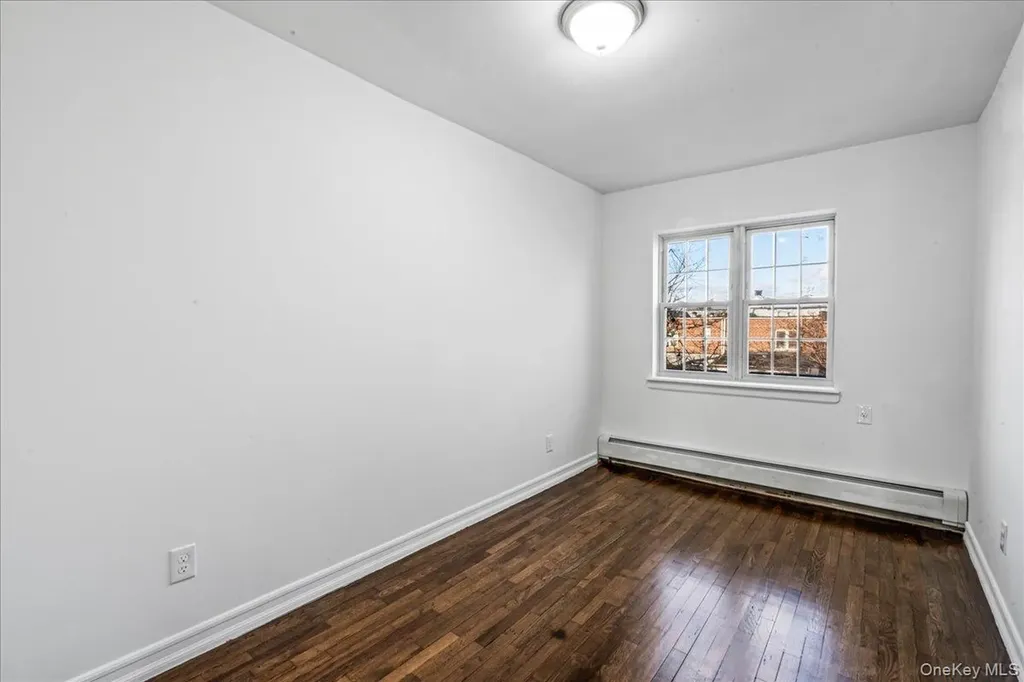 953 E 217th Street Bronx NY 10469