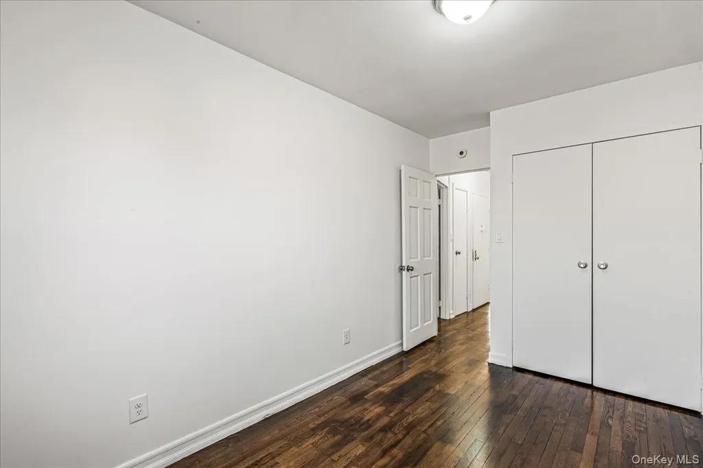 953 E 217th Street Bronx NY 10469