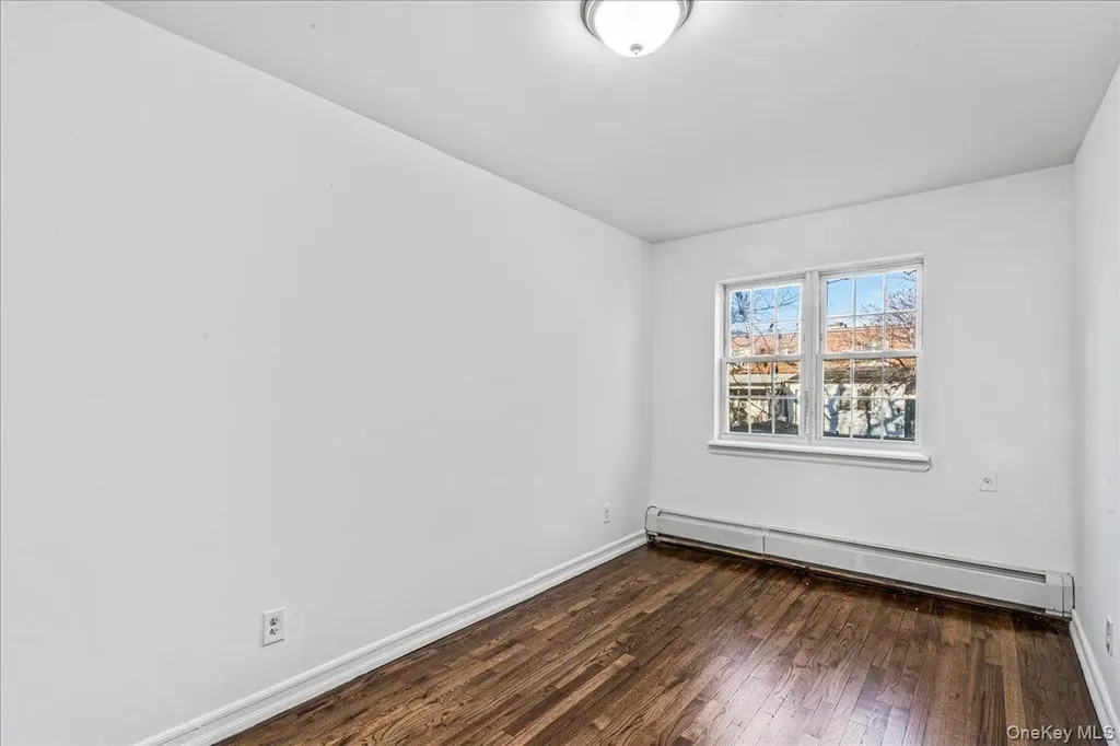 953 E 217th Street Bronx NY 10469