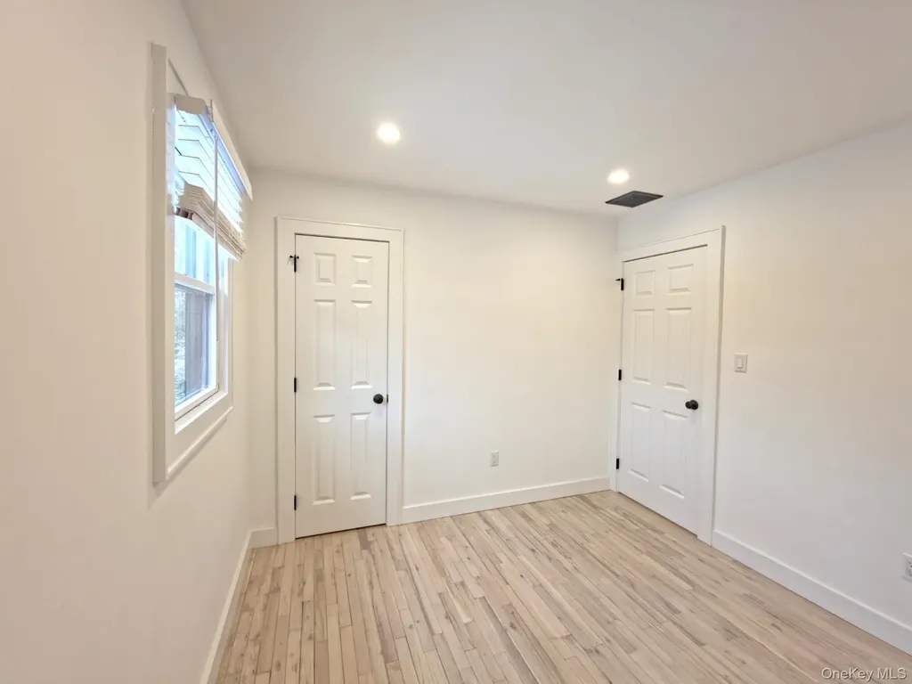 185 Wakeman Road Hampton Bays NY 11946