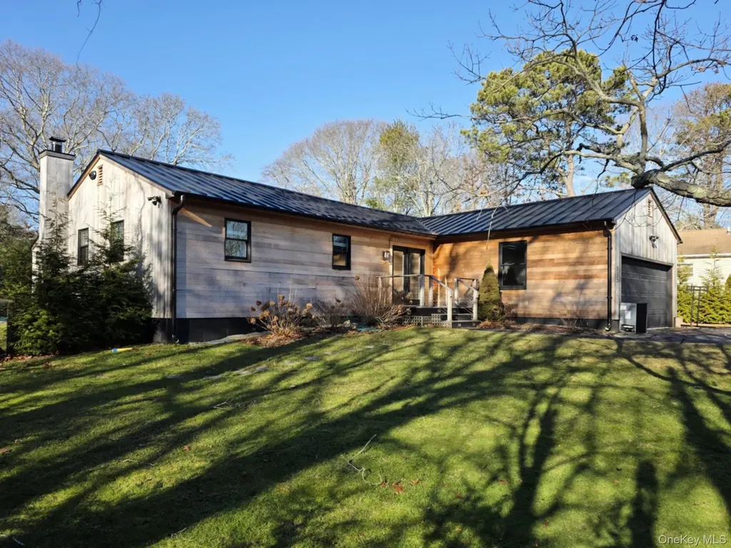 185 Wakeman Road Hampton Bays NY 11946