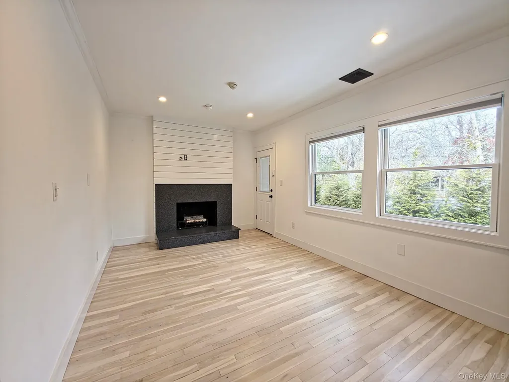 185 Wakeman Road Hampton Bays NY 11946