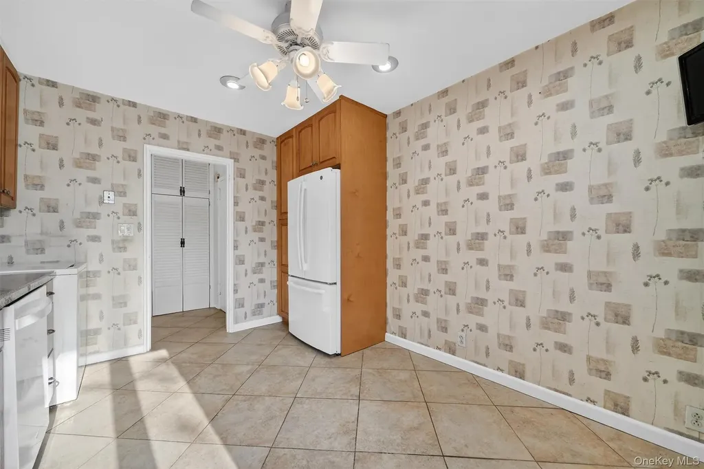 47 Lawrence Drive White Plains NY 10603