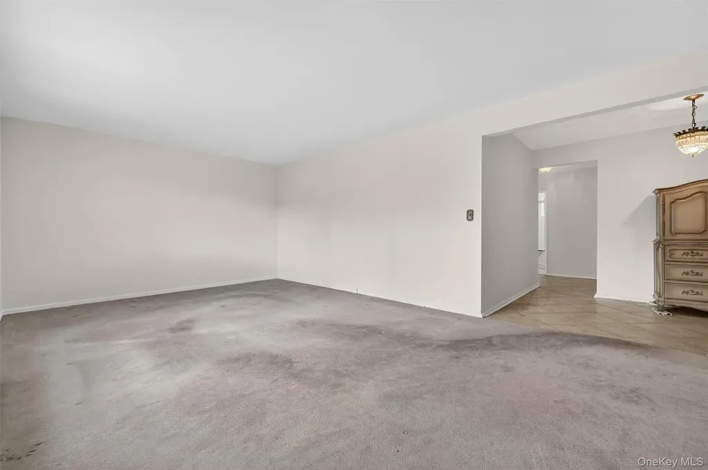 47 Lawrence Drive White Plains NY 10603
