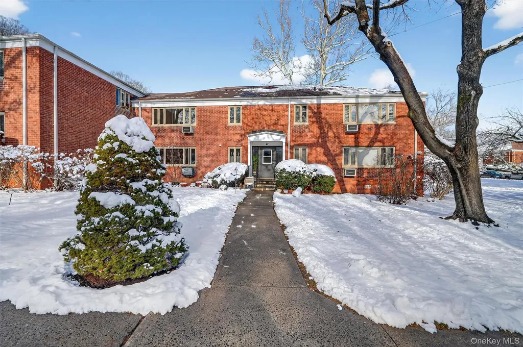 47 Lawrence Drive White Plains NY 10603