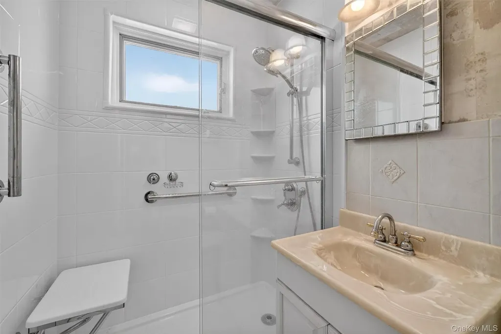 47 Lawrence Drive White Plains NY 10603