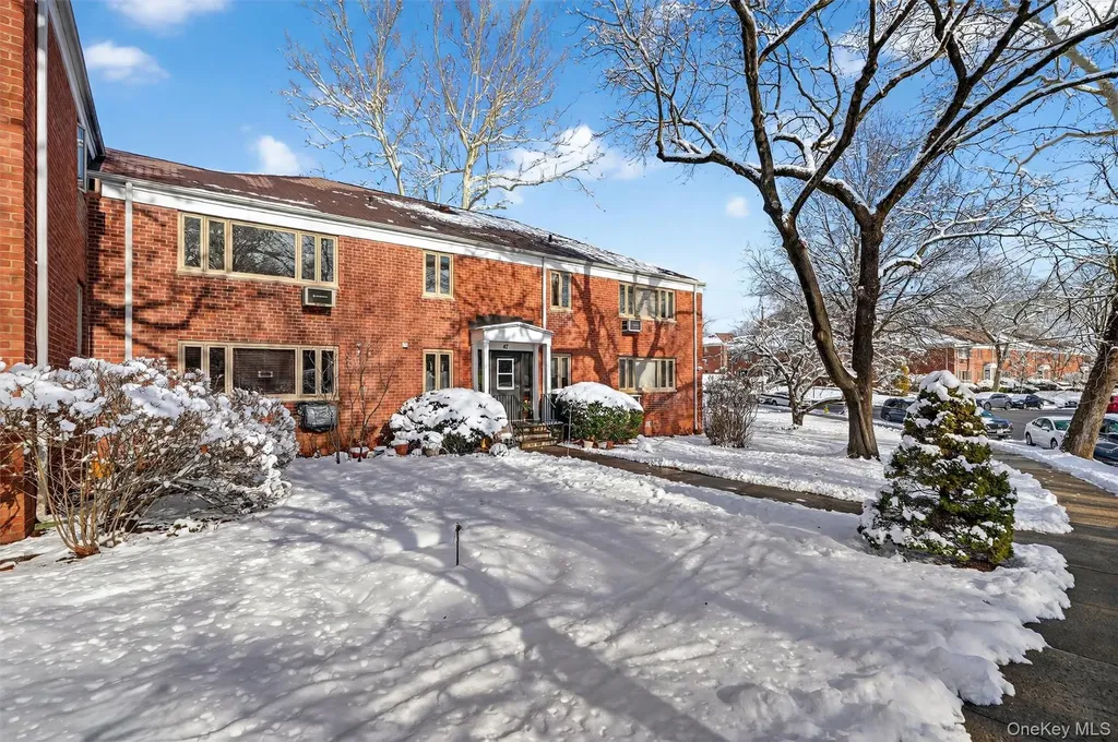 47 Lawrence Drive White Plains NY 10603
