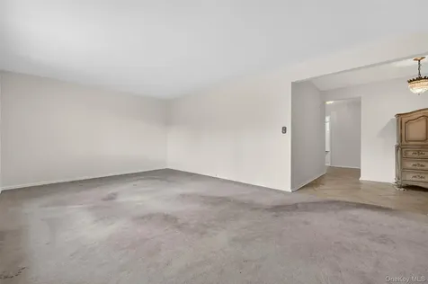 47 Lawrence Drive White Plains NY 10603