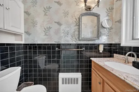 47 Lawrence Drive White Plains NY 10603