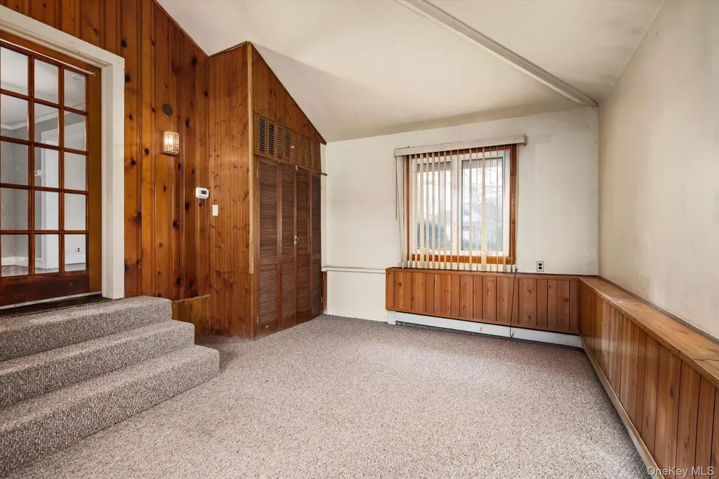 140 Park Avenue Roosevelt NY 11575