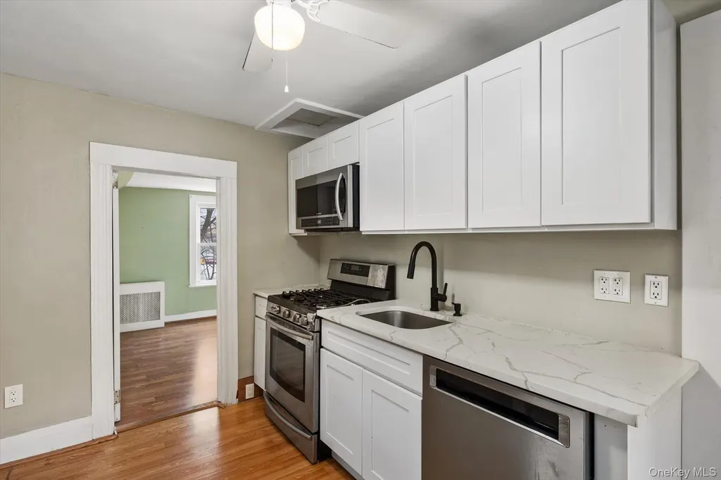 140 Park Avenue Roosevelt NY 11575