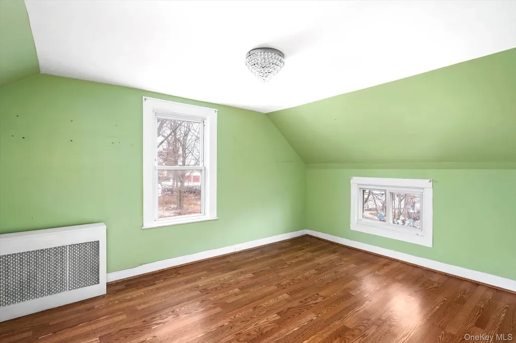 140 Park Avenue Roosevelt NY 11575