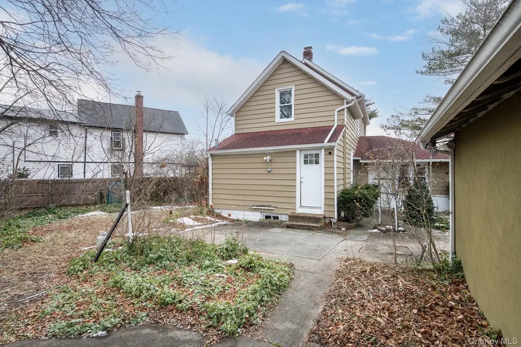 140 Park Avenue Roosevelt NY 11575