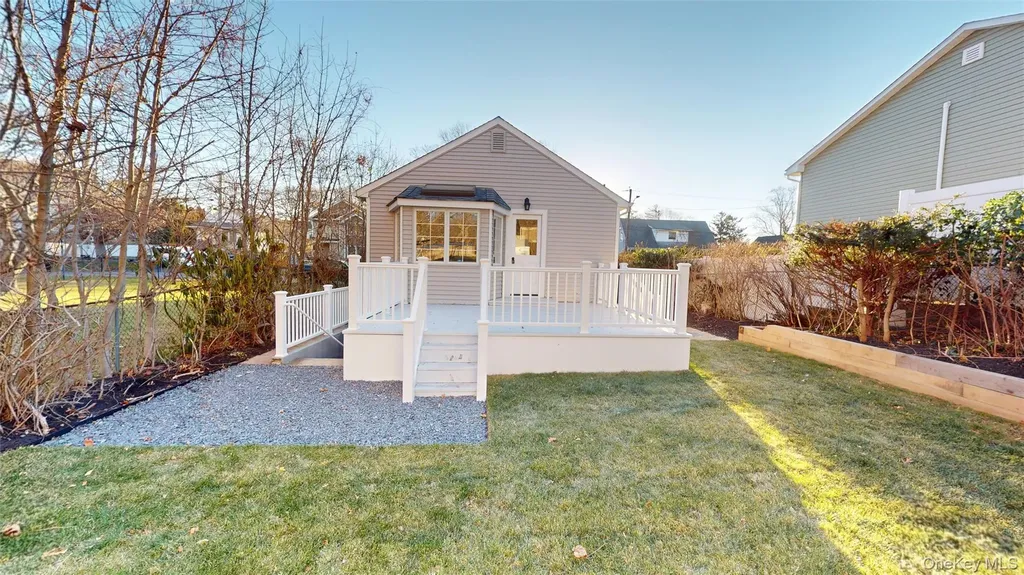 16 Highland Road Rocky Point NY 11778