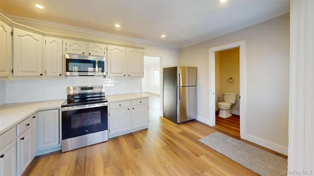16 Highland Road Rocky Point NY 11778