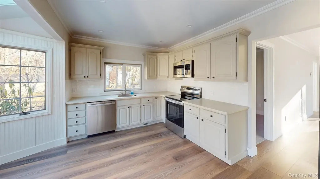 16 Highland Road Rocky Point NY 11778