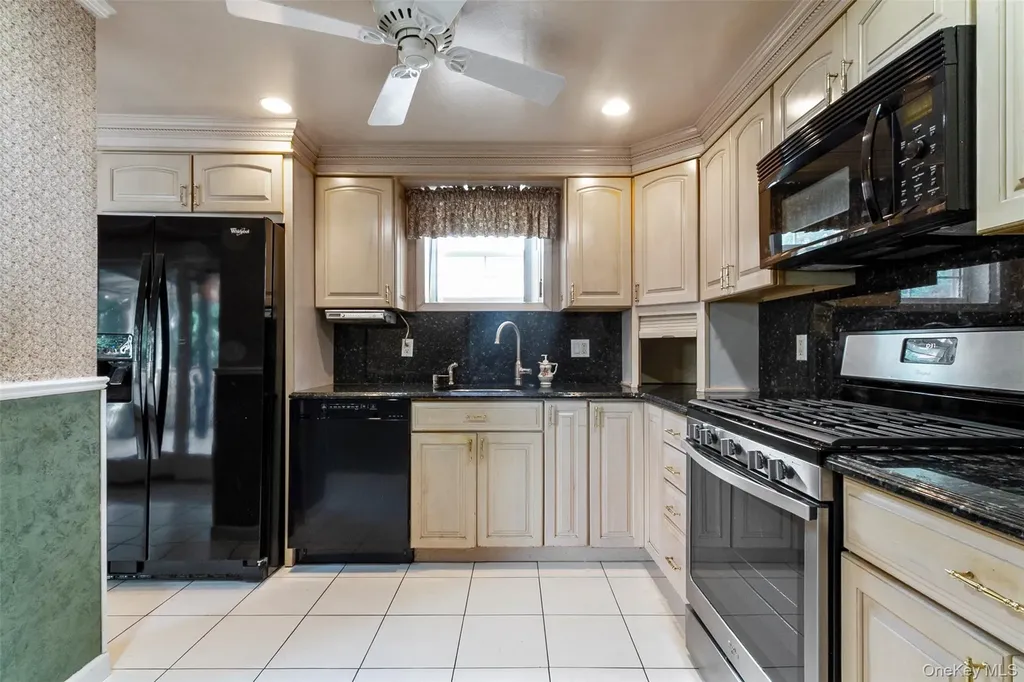 89 Devoe Avenue Yonkers NY 10705