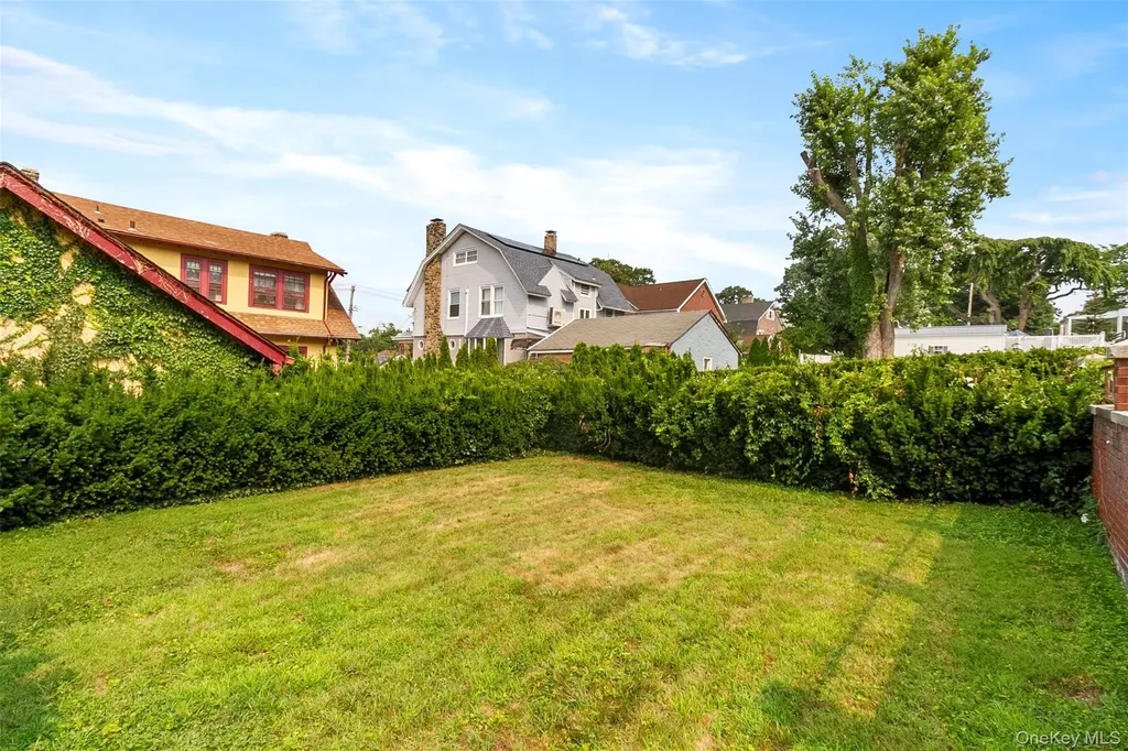 89 Devoe Avenue Yonkers NY 10705