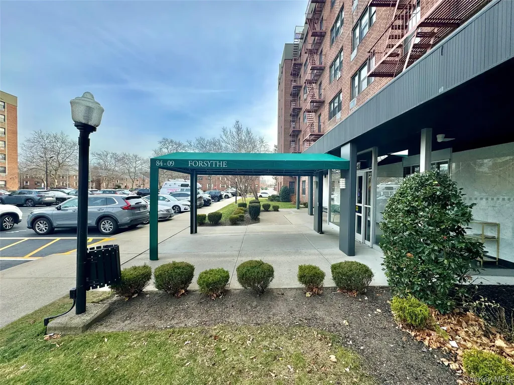 84-09 155th Avenue Howard Beach NY 11414