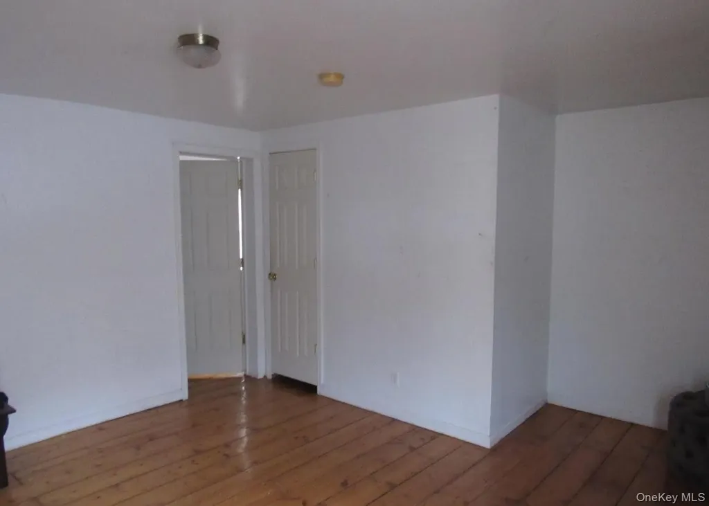 19 Old Post Road Esopus NY 12429