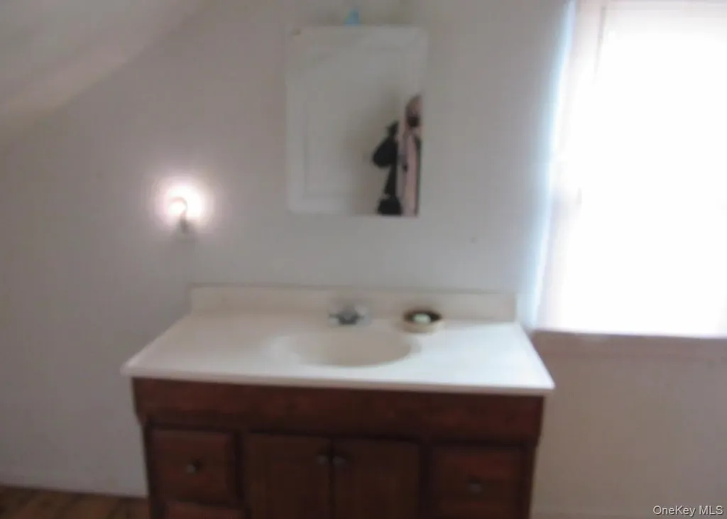 19 Old Post Road Esopus NY 12429
