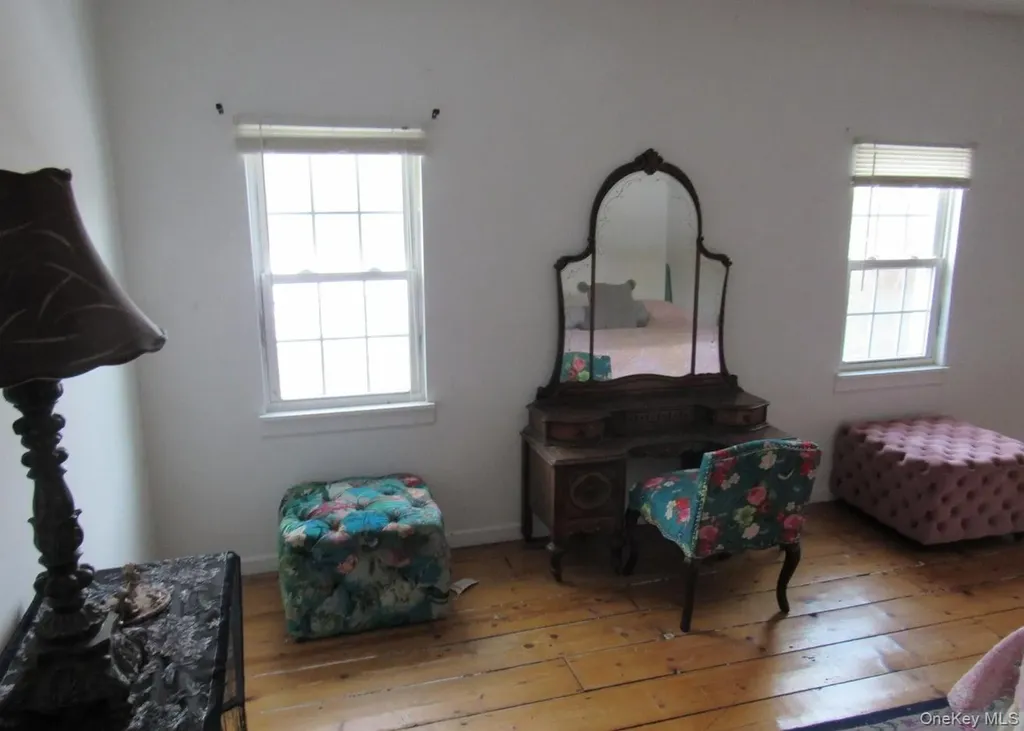 19 Old Post Road Esopus NY 12429